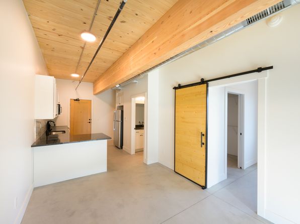 2701 Ingersoll Ave #201