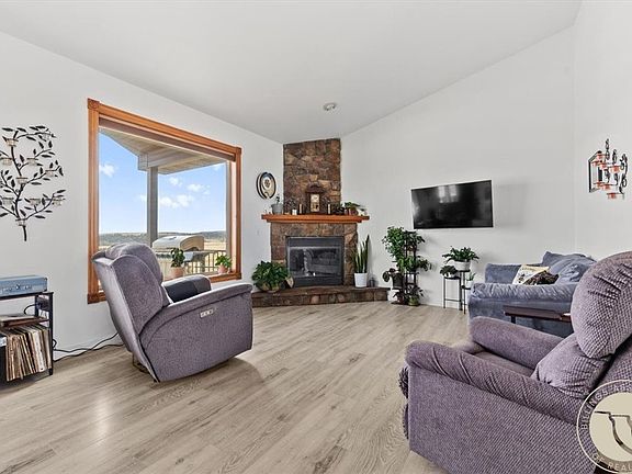 5th image of 4900 Vandaveer Rd