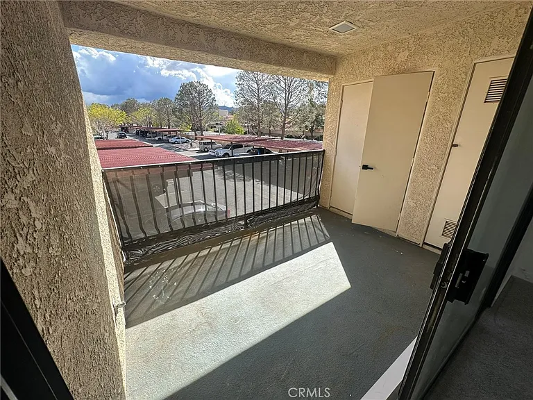 2554 Olive Dr #34 — Photo 9