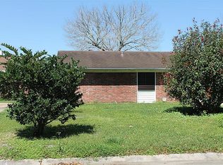 7208 Nightingale Cir, Texas City, TX 77591