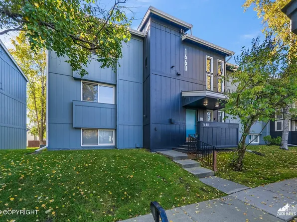 1660 Eastridge Dr #4-301, Anchorage, AK 99501