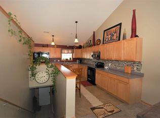 758 Boulder Trl, Racine, WI 53406