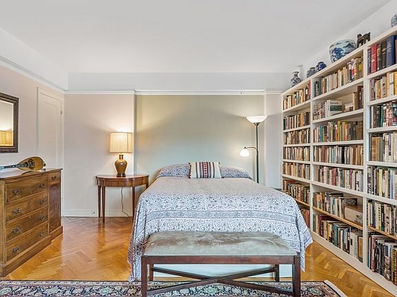 2nd image of 120 Cabrini Blvd APT 105
