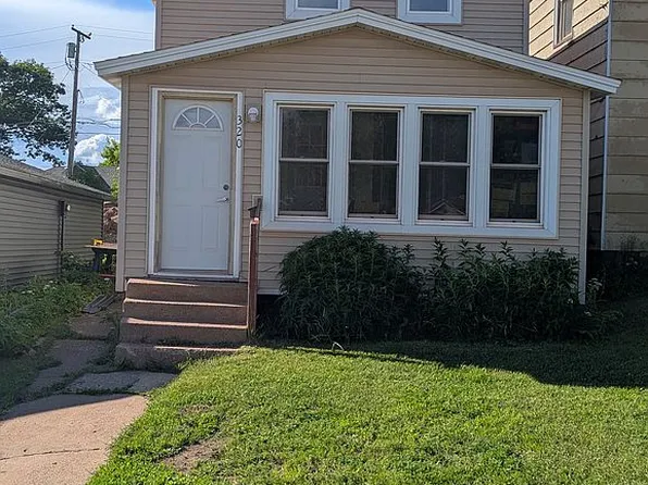320 W Peck St, Negaunee, MI 49866