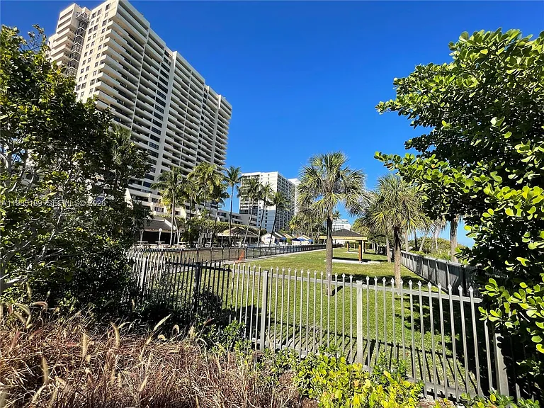 2555 Collins Ave #2002 — Photo 58