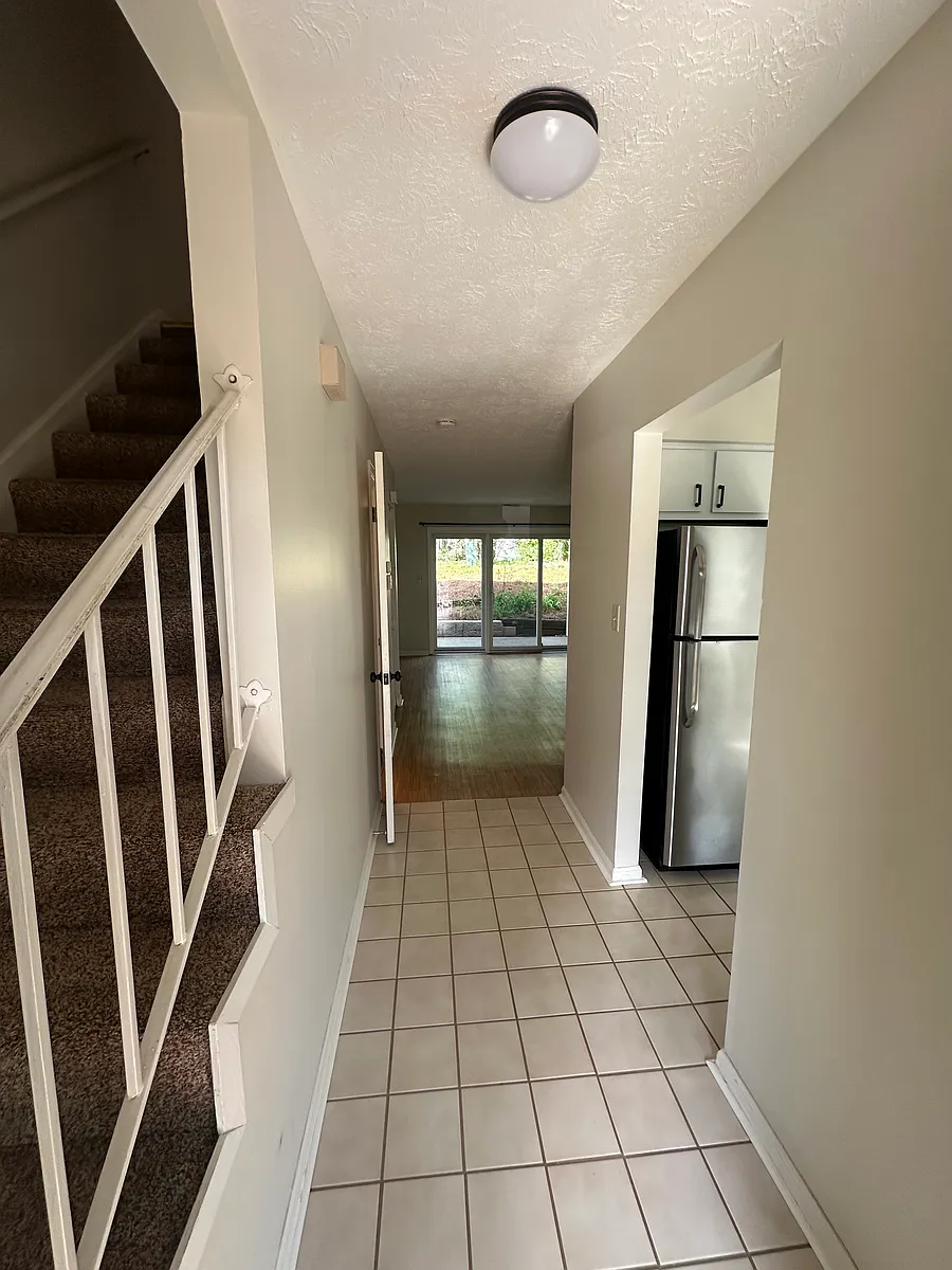 Building Photo - 763 Spring Meadows Dr