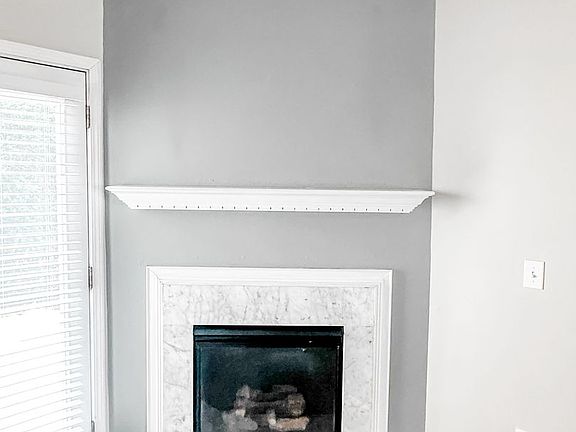 5th image of 4643 Blue Iris Way