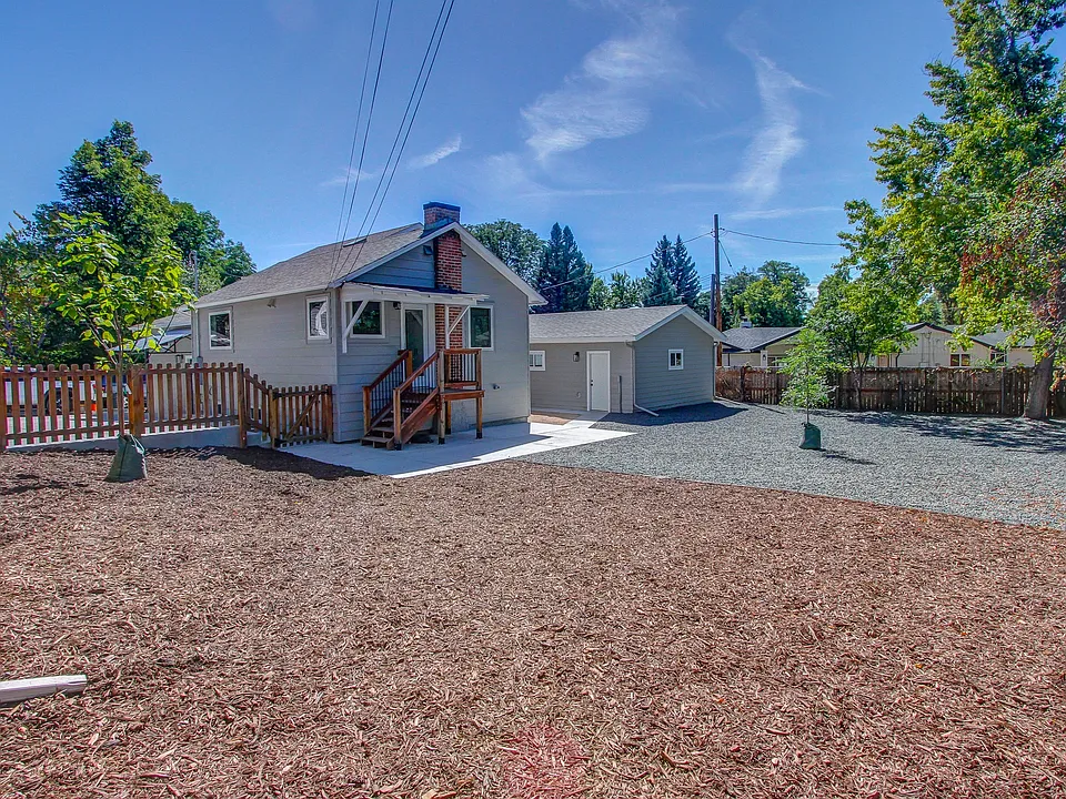 7210 W 9th Ave