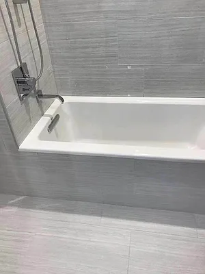 Rented by E Realty International Corp | media 6