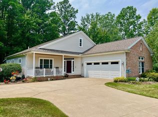 6965 Jefferson Ct, Fairview, PA 16415