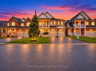 8445 Sweet Chestnut Dr, Niagara Falls, ON L2H 0N2
