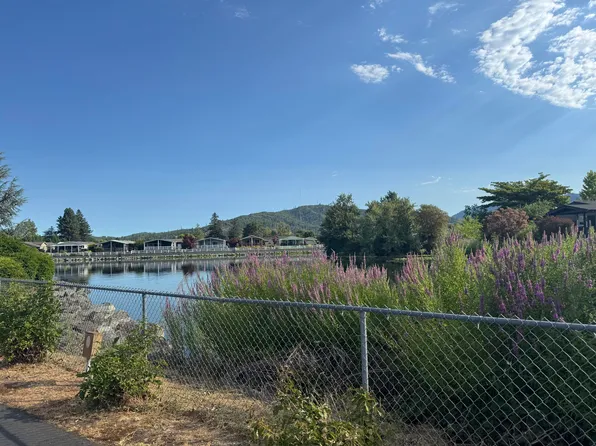 2309 SW Webster Rd, Grants Pass, OR 97526