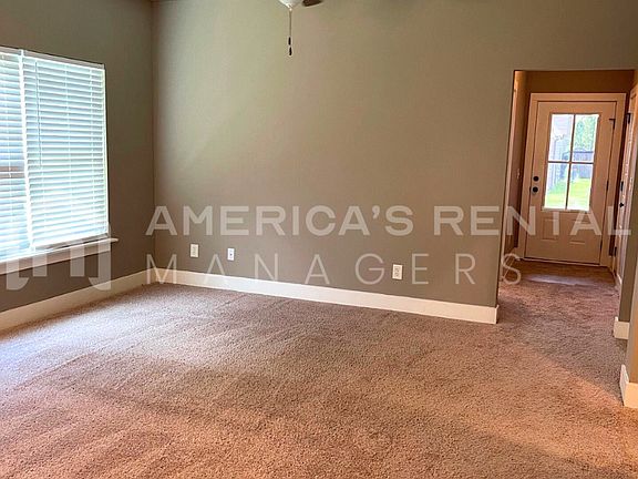 5th image of 838 Kent Dr
