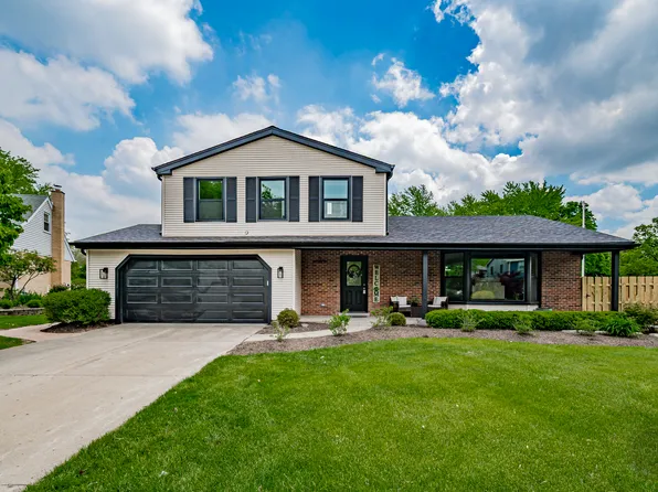 3 Ottawa Ct, Naperville, IL 60563