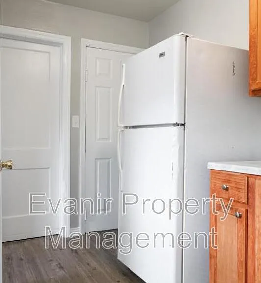 113 Niagara Ave #1 — Photo 14