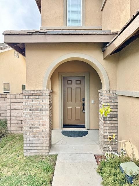 1st image of 11904 Greenbluff Way