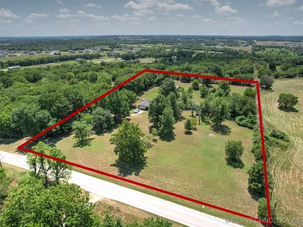 28500 E 101st St S, Coweta, OK 74429