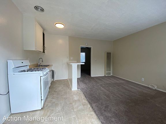 2nd image of 968 N Loma Vista Dr APT 9