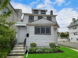 27 Chelsea Ave, East Orange, NJ 07018