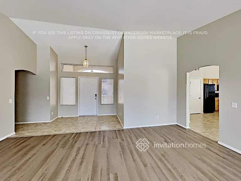 7039 S 19th St — Photo 5