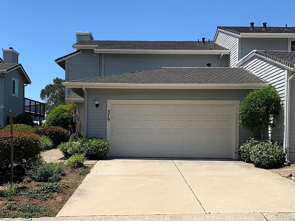 2nd image of 379 Clamshell Dr