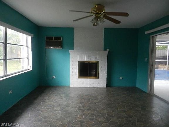 5th image of 304 Stewart Ln