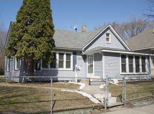 5215 6th St N, Minneapolis, MN 55430