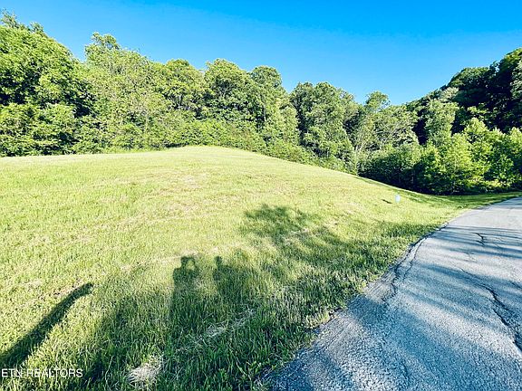 5th image of 403R/404R Russell Brothers Rd