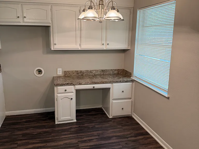 7425 Van Natta Ln — Photo 10