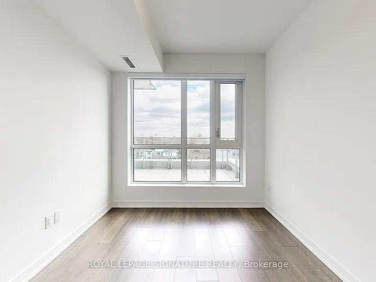 150 Logan Ave #633 — Photo 14