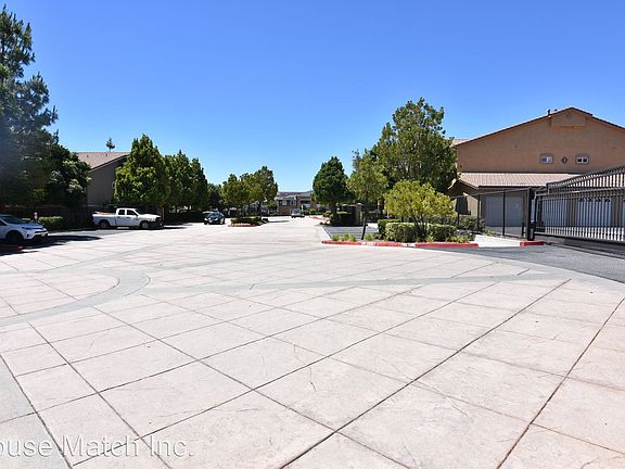 2nd image of 41410 Juniper St Unit 311