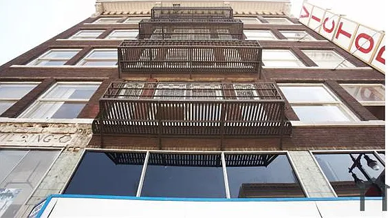 242 S Broadway #103 — Photo 4