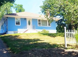 33 Sams Path, Rocky Point, NY 11778