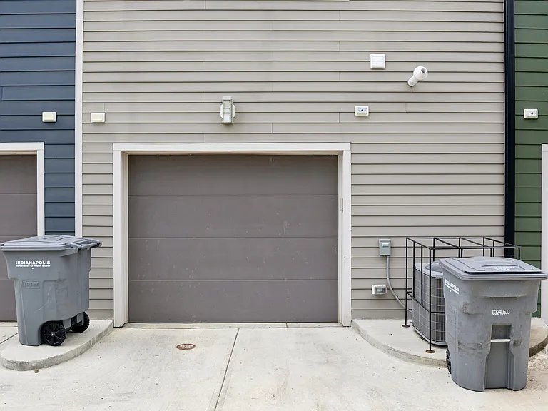 2133 Coretta Way — Photo 21