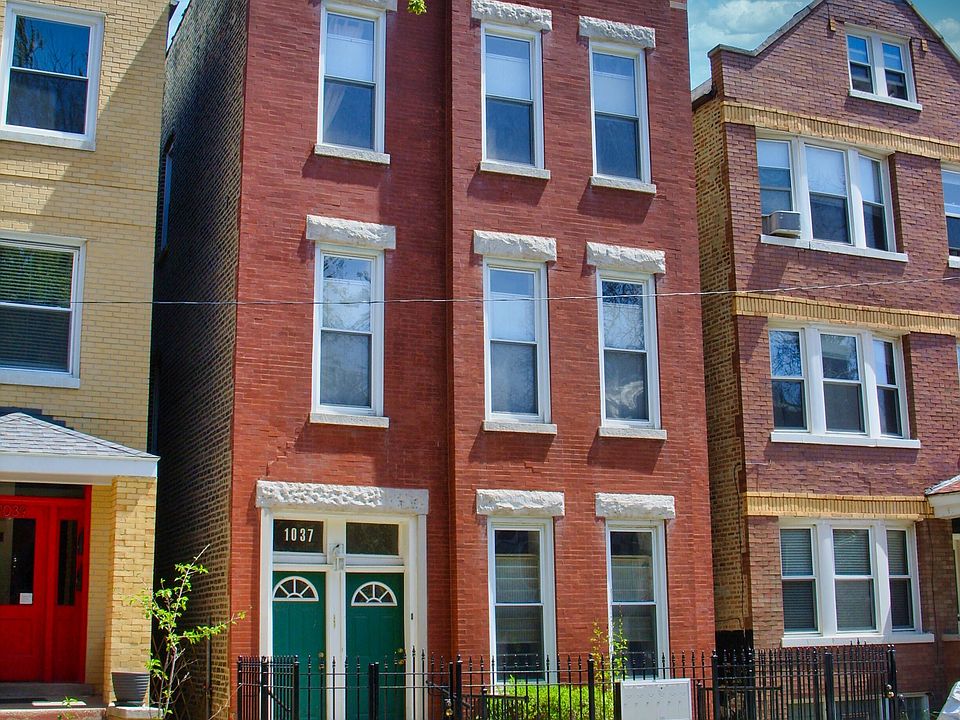 1st image of 1037 N Wood St APT 2R