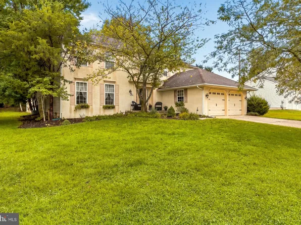 2 Trafalger Ct, Sewell, NJ 08080