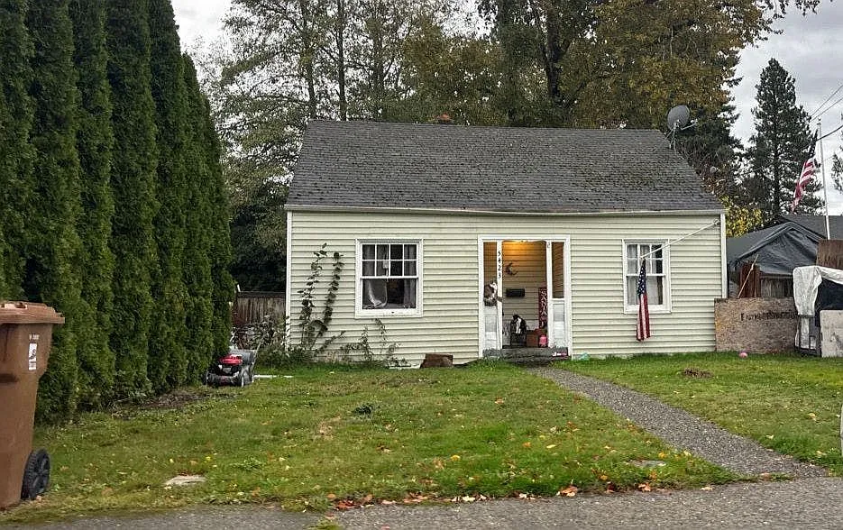 5423 Clarkston St photo 1