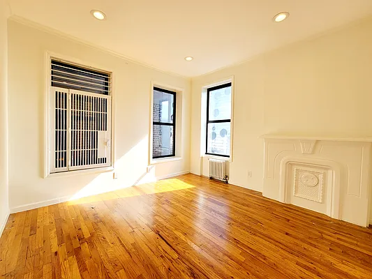 Rented by Kleier Residential | media 13