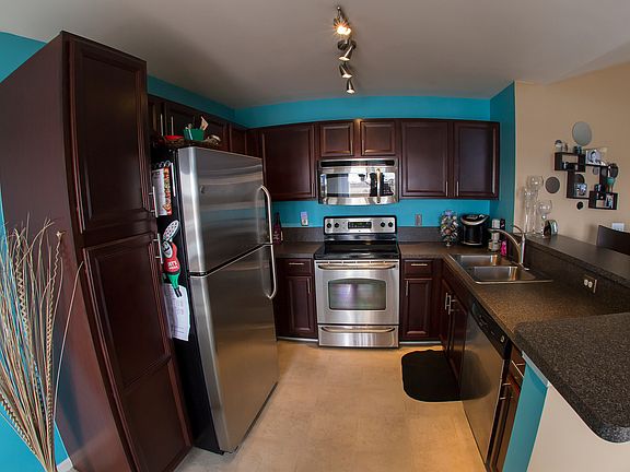 3rd image of 51615 Hale Ln