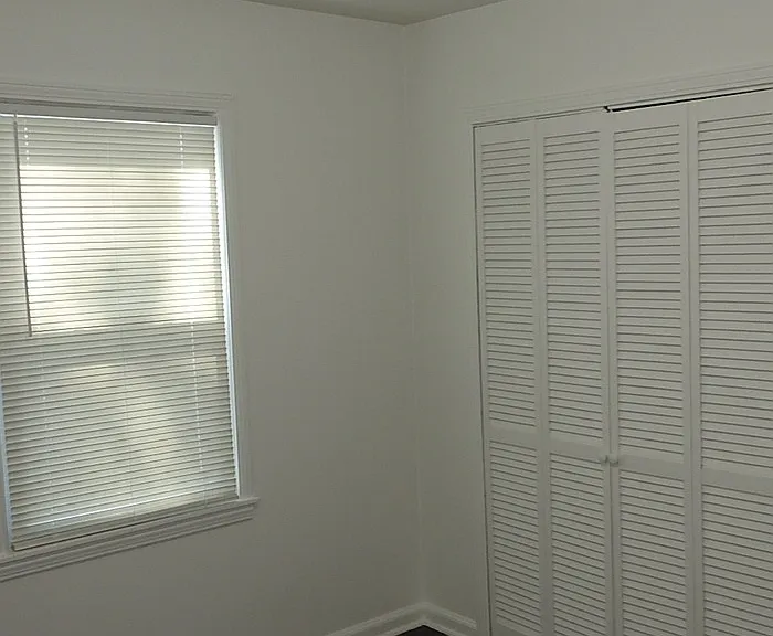 2222 S Overton Ave — Photo 16
