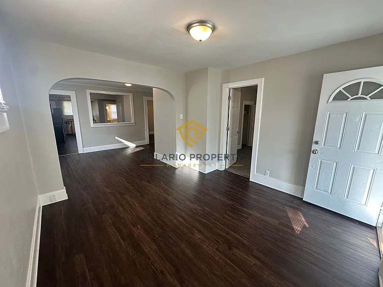 1528 E Tabor St — Photo 6