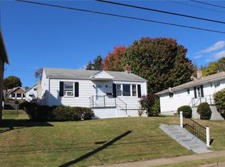 925 Arlington Ave, Jeannette, PA 15644