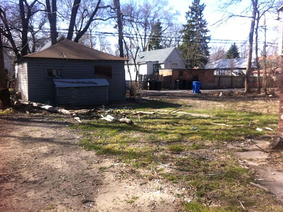 4th image of 12132 S Wallace St #123