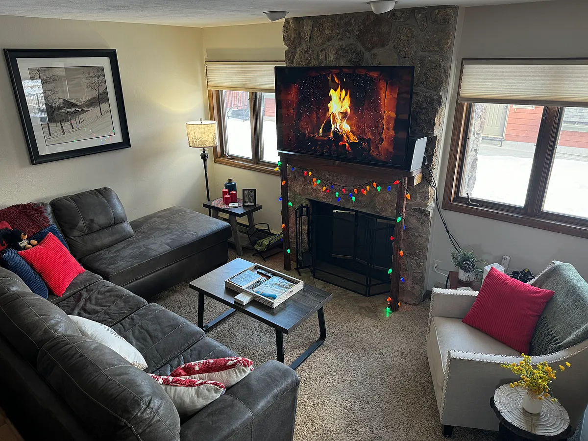 Building Photo - 35 Promontory Dr