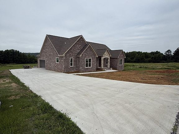 2nd image of 236 Castleberry Rd