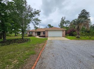 2772 Garcon Point Rd, Milton, FL 32583