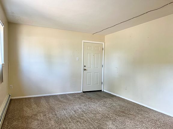 5th image of 1633 Gaylord Ave APT 7