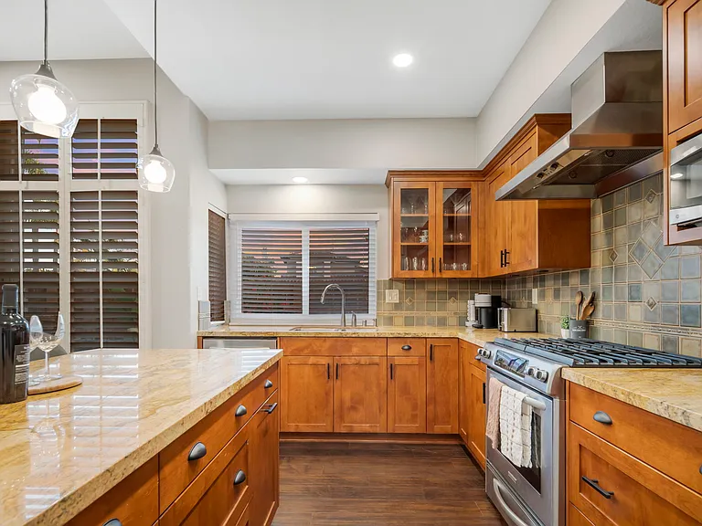 13103 Ireland Ln — Photo 19