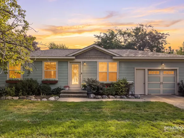 5588 Park Ave, Hudsonville, MI 49426