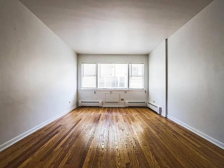 470 Gordon — Photo 25